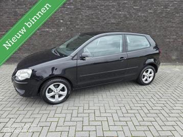 Volkswagen Polo 1.4-16V|Automaat|Cruisecontrole|Airco| beschikbaar voor biedingen