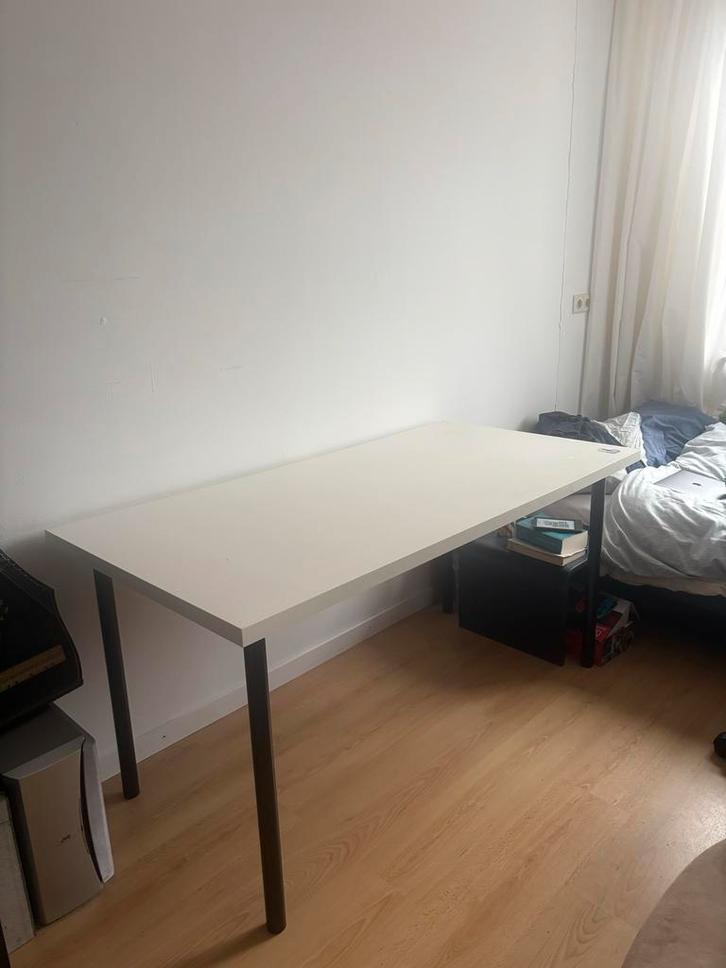 IKEA Vika Adils Bureau, Huis en Inrichting, Bureaus, Gebruikt, Bureau, Ophalen