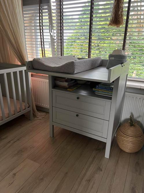 Commode ikea sundvick, Kinderen en Baby's, Kinderkamer | Commodes en Kasten, Gebruikt, 50 tot 70 cm, Ophalen of Verzenden