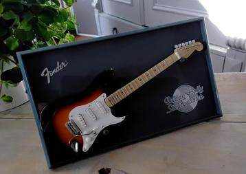 Miniatuur gitaar Stratocaster - artiest Buddy Holly nieuw  beschikbaar voor biedingen