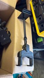 Hercules muurbeugels zelfsluitend gitaar/bas, Ophalen of Verzenden, Zo goed als nieuw, Elektrische gitaar