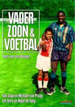 voetbalboek- Vader,zoon & voetbal, Ophalen of Verzenden, Zo goed als nieuw, Balsport
