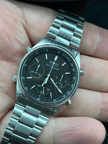 Seiko 7a28-702a quartz chronograph beschikbaar voor biedingen