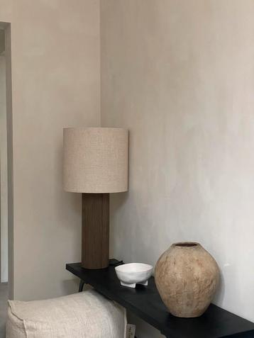 Bankje/tafel beschikbaar voor biedingen