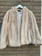 Teddy jasje van Zara - maat XS, Kleding | Dames, Ophalen of Verzenden, Zo goed als nieuw