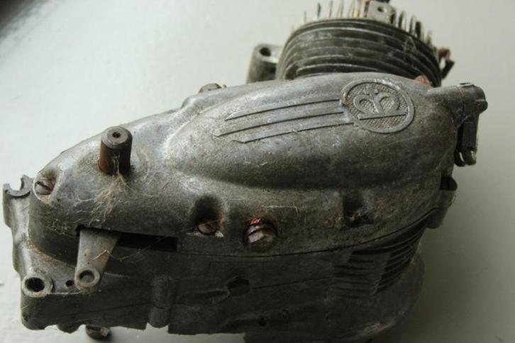 REX bromfiets motorblok 1956, Fietsen en Brommers, Brommeronderdelen | Oldtimers, Gebruikt, Overige merken, Blok, Ophalen of Verzenden