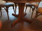 Houten ronde eettafel (uitschuifbaar) + 8 Stoelen, Huis en Inrichting, Ophalen of Verzenden