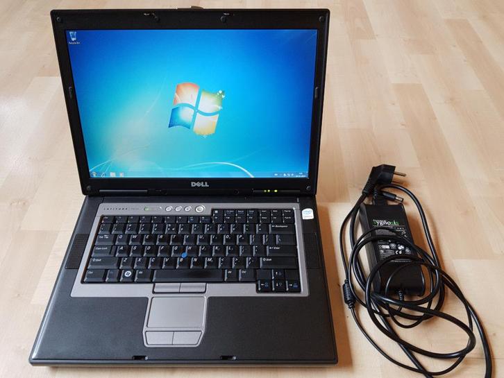 Aanbieding: Dell D830 Laptop igst, C2D, 4 Gb, 120 Gb SSD, Computers en Software, Vintage Computers, Ophalen