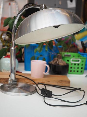 67. Hala Busquet Lamp beschikbaar voor biedingen