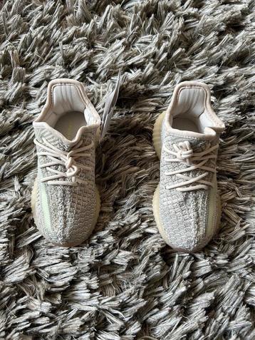 Yeezy Boost 350 V2 'Citrin' (Kids)  beschikbaar voor biedingen