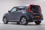 Kia e-Soul DynamicLine 64 kWh [ Navi Adapt.cruise Camera ], Auto's, Kia, Automaat, 0 cilinders, Gebruikt, 1657 kg