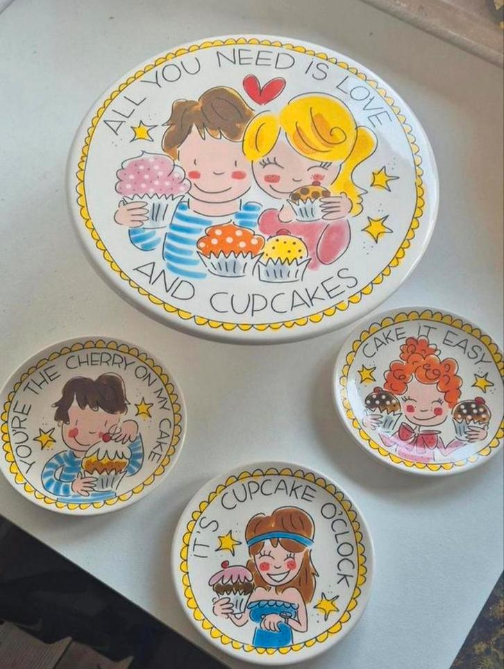 Blond Amsterdam cupcake plateau met 3 petit fours, Huis en Inrichting, Keuken | Servies, Zo goed als nieuw, Blond Amsterdam, Ophalen