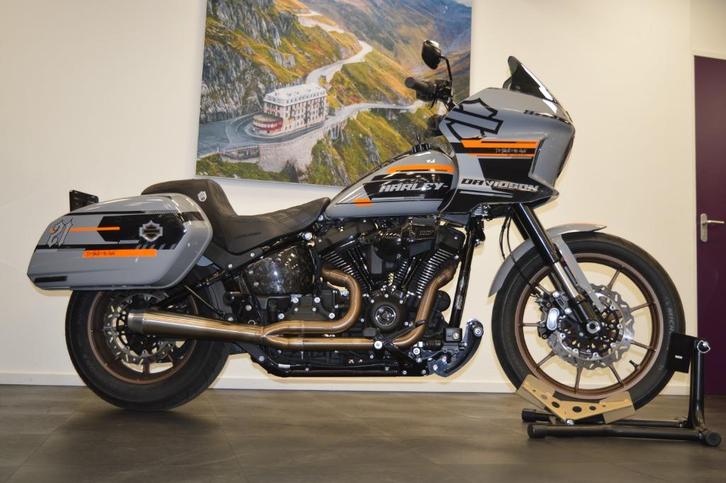 Harley-Davidson Low Rider ST 2024 – Stage 2 |  Nieuwstaat, Motoren, Motoren | Harley-Davidson, Bedrijf, Chopper, meer dan 35 kW