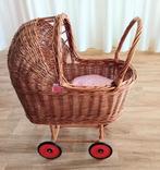 Prachtige rieten poppenwagen, Ophalen, Zo goed als nieuw, Babypop