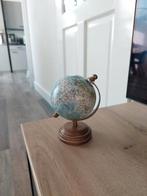 Wereldbol - Decoratief en Educatief, Ophalen of Verzenden, Zo goed als nieuw