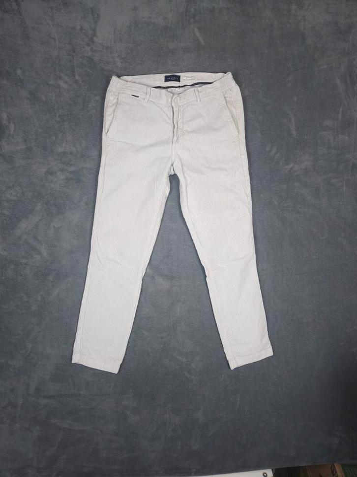 Mr Marvis Broek The Corduroys W34 L30 Slim Fit Beige Ribstof, Kleding | Heren, Broeken en Pantalons, Zo goed als nieuw, Maat 52/54 (L)