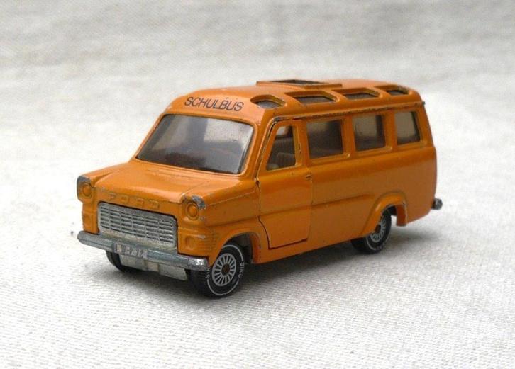 Siku V264 Ford Transit Schulbus 1/65., Antiek en Kunst, Antiek | Speelgoed, Ophalen of Verzenden