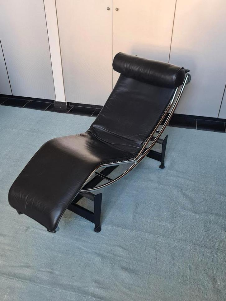 Chaise Longue zwart leer, Huis en Inrichting, Fauteuils, Zo goed als nieuw, Leer, Metaal, 75 tot 100 cm, 150 cm of meer, Ophalen