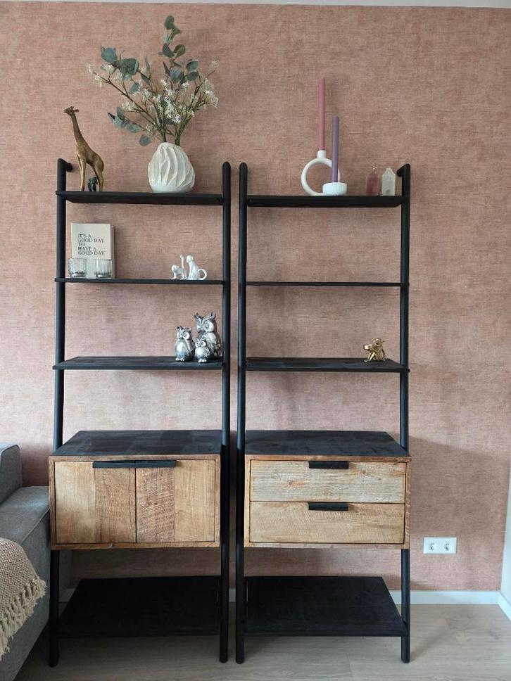 Kasten (wandrek) industrieel DTP Home, Huis en Inrichting, Kasten | Kledingkasten, Zo goed als nieuw, 150 tot 200 cm, 50 tot 100 cm