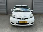 Toyota Aygo 1.0-12V 5drs-airco-leer, Voorwielaandrijving, Gebruikt, 4 stoelen, Origineel Nederlands