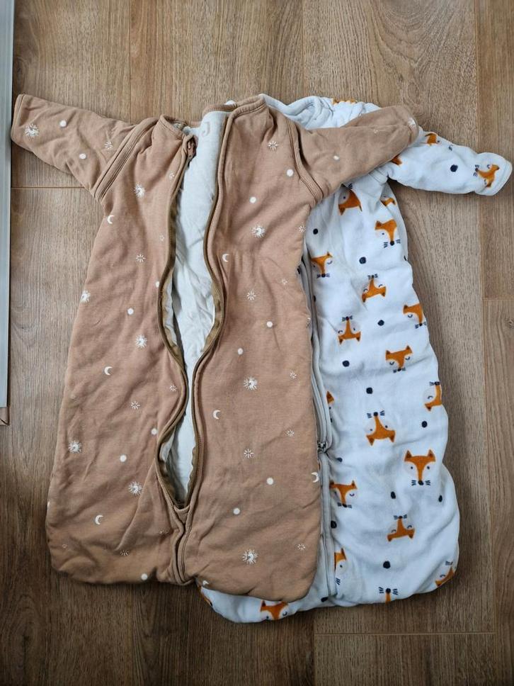 2 Slaapzakken 68-80 afritsbare mouwen (Hema & Jolein), Kinderen en Baby's, Dekens, Slaapzakjes en Inbakerproducten, Gebruikt, Slaapzak