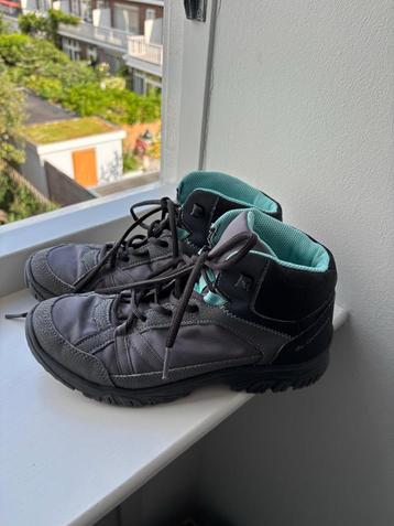 Quecha wandelschoenen maat 39 grijs zeer goede st schoenen beschikbaar voor biedingen