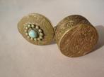 oud Tibet Nepal doosje gegraveerd koper & turquoise cabochon, Ophalen of Verzenden