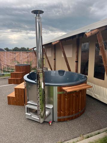 Hottubs - open showroom elke zaterdag - gebruikt en nieuw beschikbaar voor biedingen