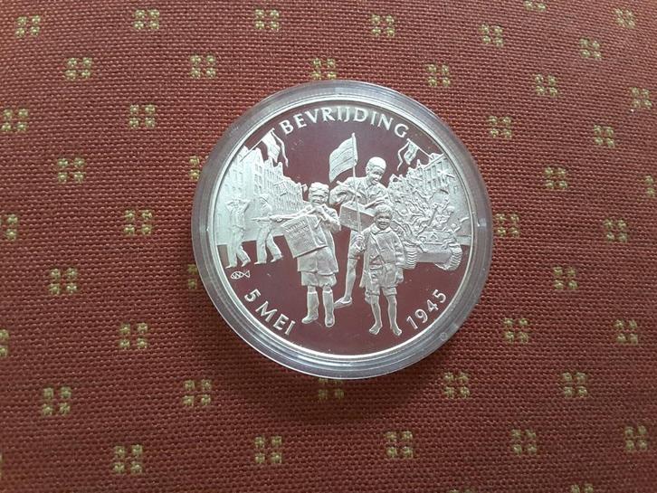 ​a Zilver bevrijdingspenning 5 mei 1945, 925 sterling zilver, Postzegels en Munten, Penningen en Medailles, Zilver, Nederland