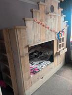 Trapgevel/huisje stapelbed, Ophalen, Zo goed als nieuw, Stapelbed