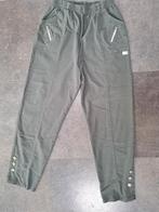 mooie groene broek, merk CHERYY B, maat T5 / 46, Kleding | Dames, Broeken en Pantalons, Groen, Lang, Cherry B, Ophalen of Verzenden