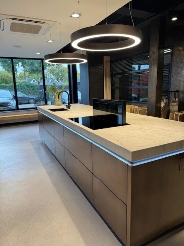 Uniek eiland met gespoten brons/metallic lak afwerking, Huis en Inrichting, Keuken | Complete keukens, Nieuw, Overige typen, Overige kleuren