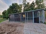 Containerstal met extra opslag container en overkapping, Dieren en Toebehoren, Stalling en Weidegang, Toebehoren, 2 of 3 paarden of pony's