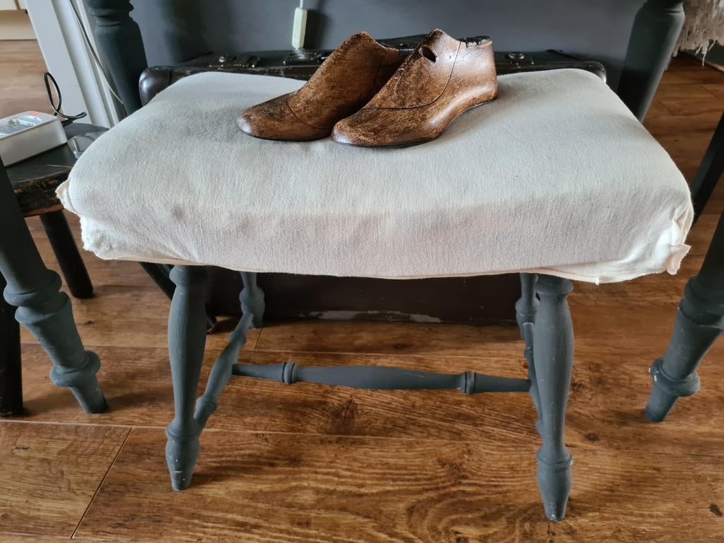 Oud voetenbankje, landelijk, Huis en Inrichting, Woonaccessoires | Overige, Ophalen