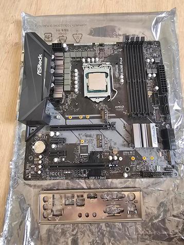 Intel i5-8400 + ASRock B360M Pro4 Moederbord beschikbaar voor biedingen