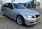 BMW 3-serie 318i Dynamic Executive APK 1 jaar, 65 €/maand, Stof, Zwart, 4 cilinders
