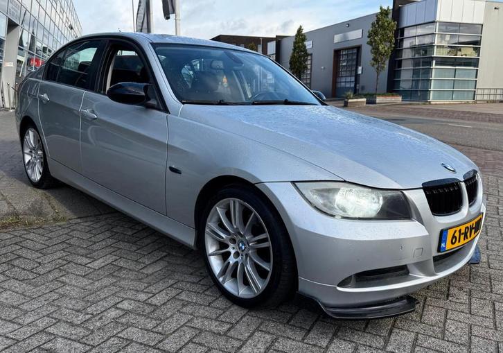 BMW 3-serie 318i Dynamic Executive APK 1 jaar, Auto's, BMW, Bedrijf, Te koop, 3-Serie, ABS, Airbags, Airconditioning, Alarm, Boordcomputer