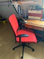 Twee bureau stoelen, Ophalen of Verzenden, Zo goed als nieuw, Rood