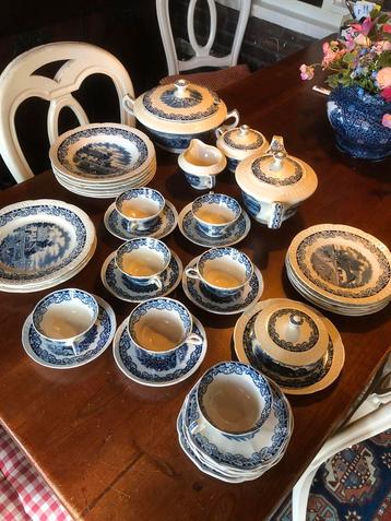 37delig boerenhoeve servies blauw beschikbaar voor biedingen