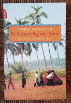 De betovering van Benin - Annie Caulfield - Afrika - IZGST, Ophalen of Verzenden, Zo goed als nieuw, Annie Caulfield, Afrika