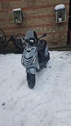 Zip 4t 50cc tekoop/teruil, Fietsen en Brommers, Ophalen, Zo goed als nieuw, Benzine, Zip