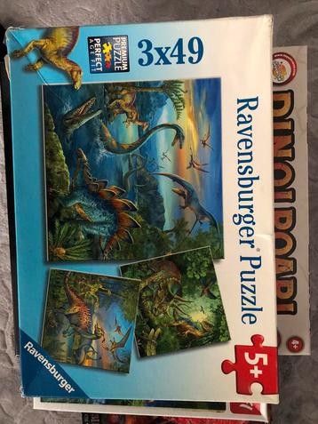 Dino puzzle en spel beschikbaar voor biedingen