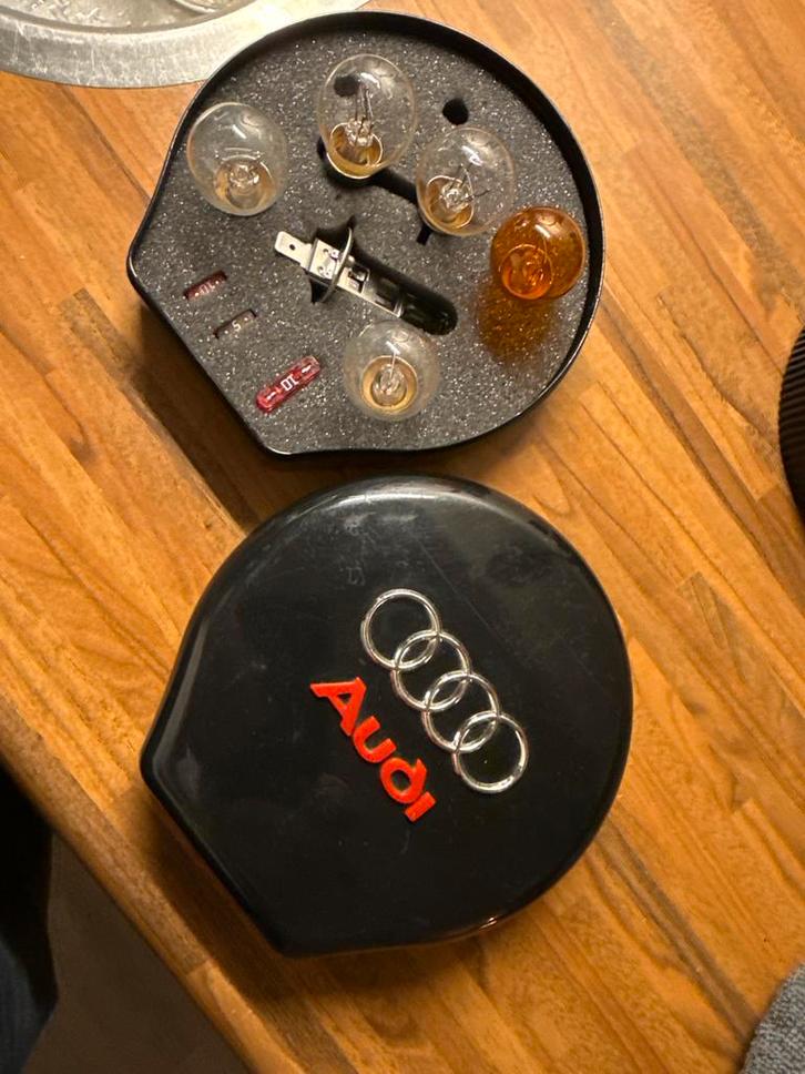 Audi Reservelampen & Zekeringen Set, Auto-onderdelen, Verlichting, Audi, Gebruikt, Ophalen