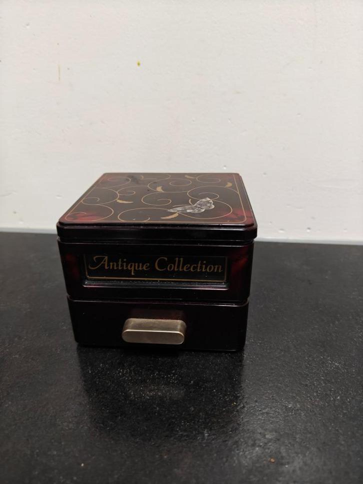 sieraden / speeldoosje, Antiek en Kunst, Curiosa en Brocante, Ophalen of Verzenden