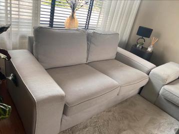 Ikea  Kivik 2x 2 zits bank licht grijs. - afbeelding 4