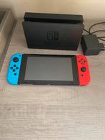 Nintendo switch v2 Rood/Blauw, Spelcomputers en Games, Spelcomputers | Nintendo Switch, Ophalen of Verzenden, Zo goed als nieuw