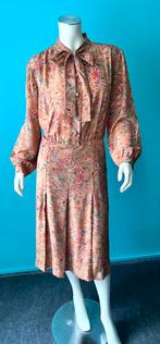 Vintage jaren 70 jurk bruin met motief maat 48, Bruin, Verzenden, Jurk, Vintage