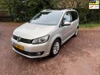 Volkswagen Touran 1.4 TSI Highline / Navi / Pano / Automaat, Auto's, Volkswagen, Euro 5, 15 km/l, 4 cilinders, 1436 kg