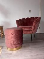 Roze Fauteuil met Poef - Stijlvol & Comfortabel, Huis en Inrichting, Fauteuils, Ophalen, 75 tot 100 cm, Zo goed als nieuw, 75 tot 100 cm