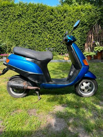 Piaggio SKR/ Quartz kappenset beschikbaar voor biedingen